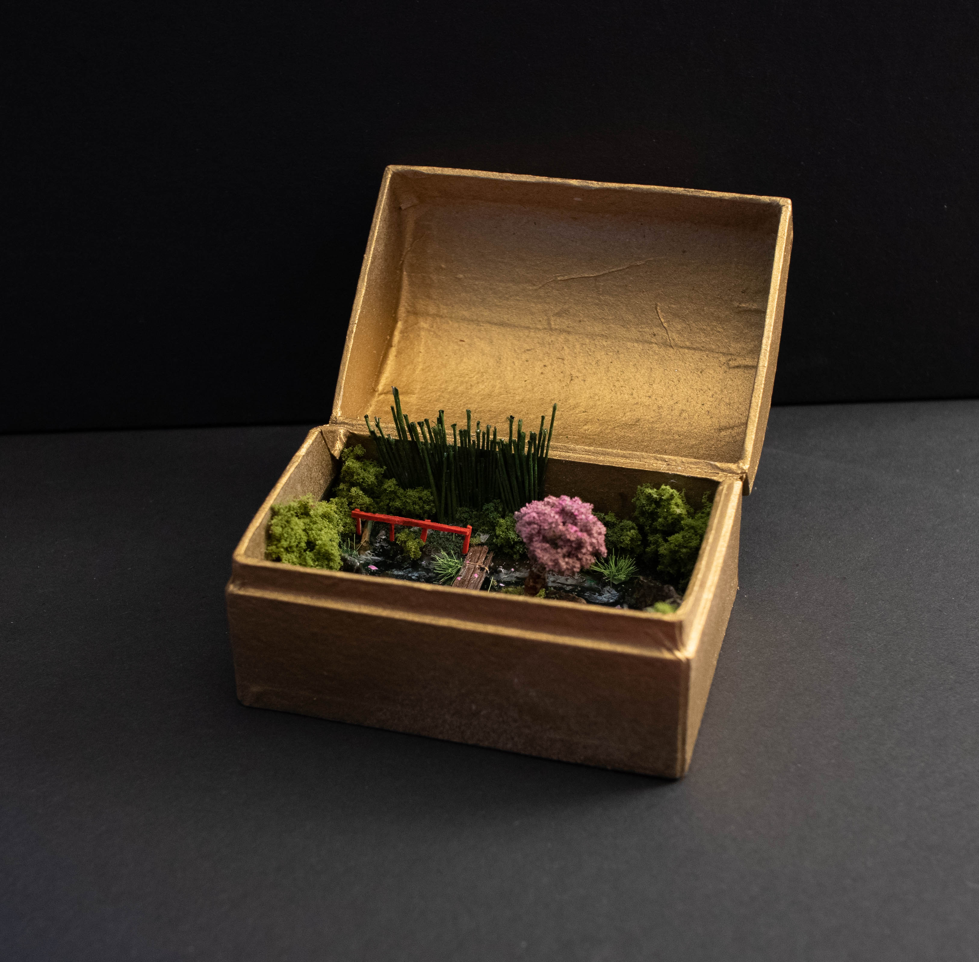 Japanese garden box